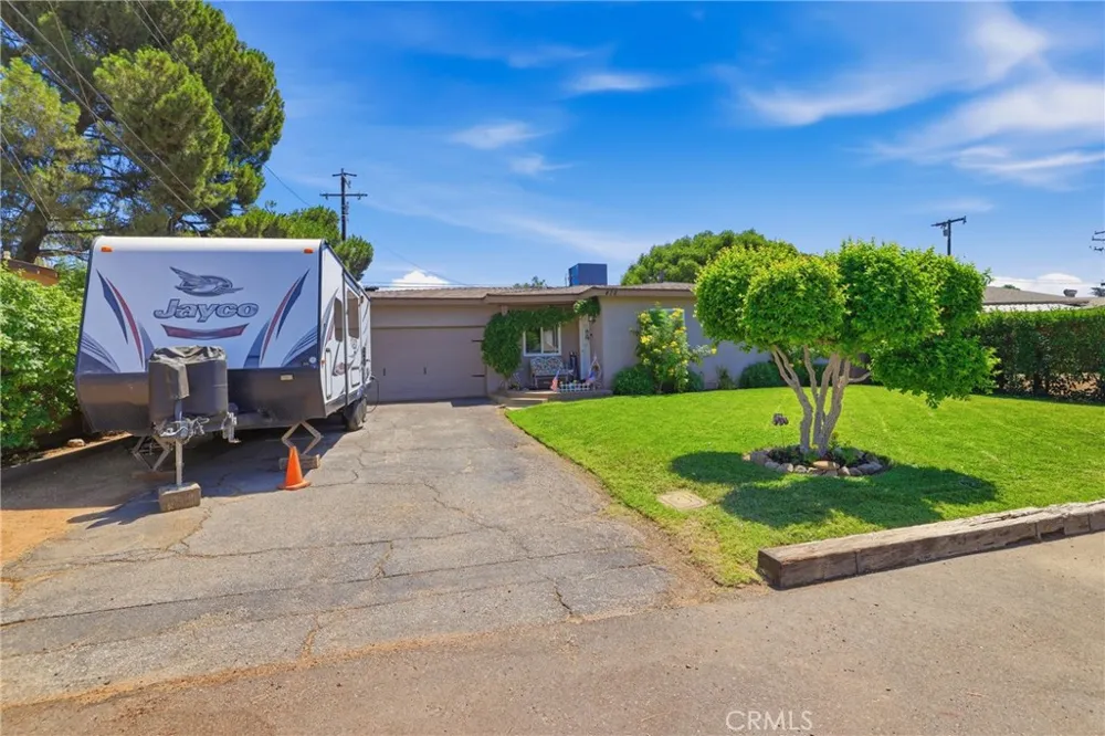472 Laraine Beaumont, CA 92223