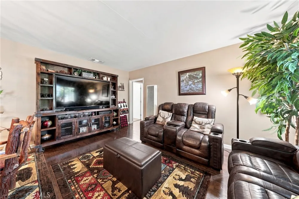 472 Laraine Beaumont, CA 92223