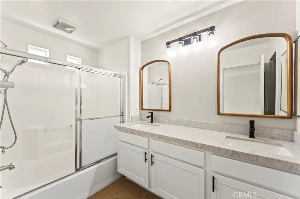 607 Terra Bella Irvine, CA 92602