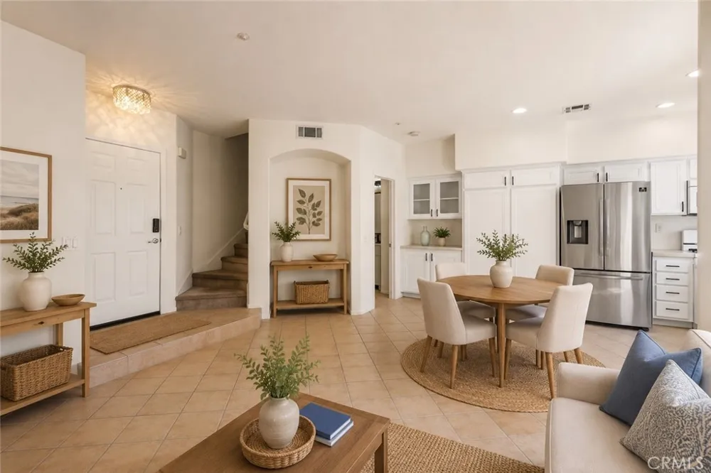 607 Terra Bella Irvine, CA 92602