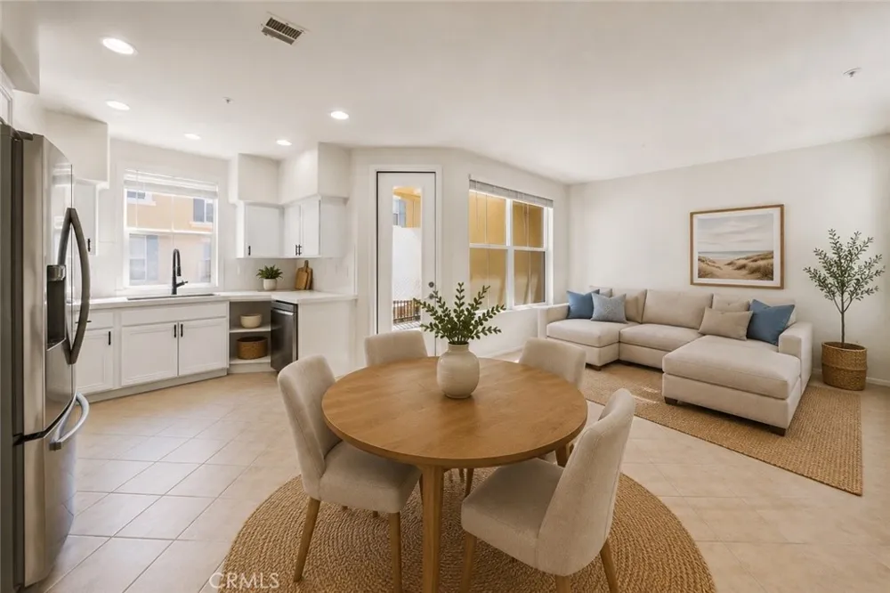 607 Terra Bella Irvine, CA 92602