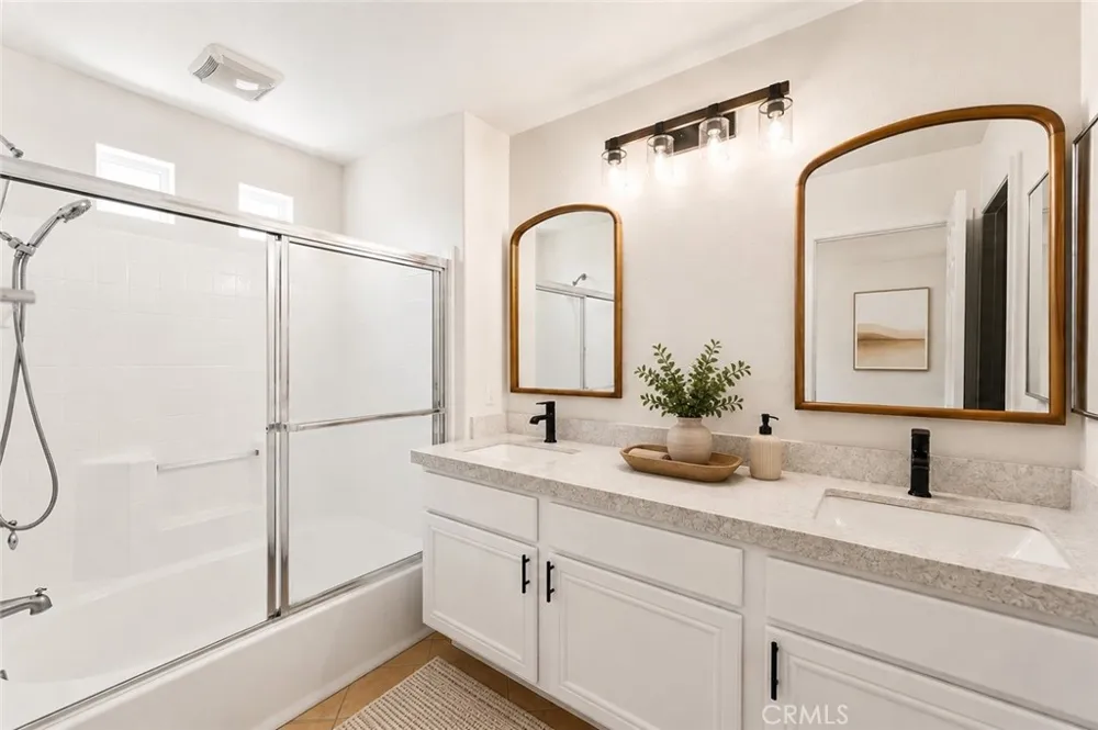 607 Terra Bella Irvine, CA 92602