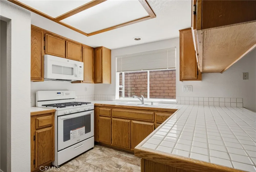 11432 Cardiff Loma Linda, CA 92354