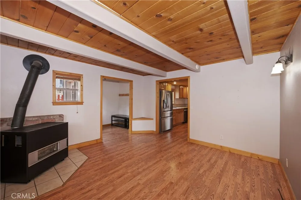 418 Sunset Lane Sugarloaf, CA 92386