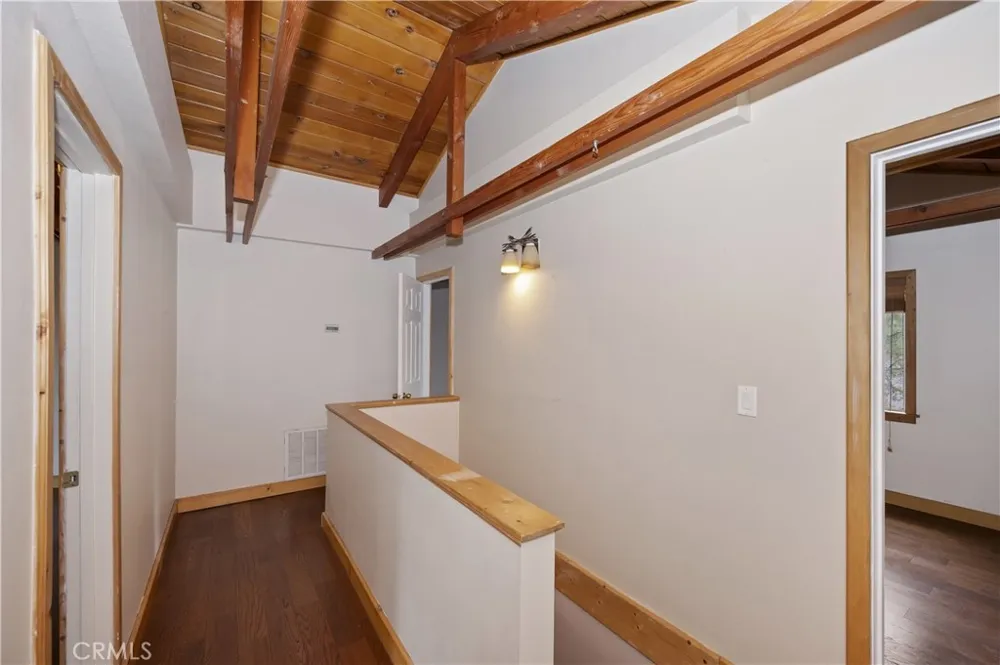 418 Sunset Lane Sugarloaf, CA 92386