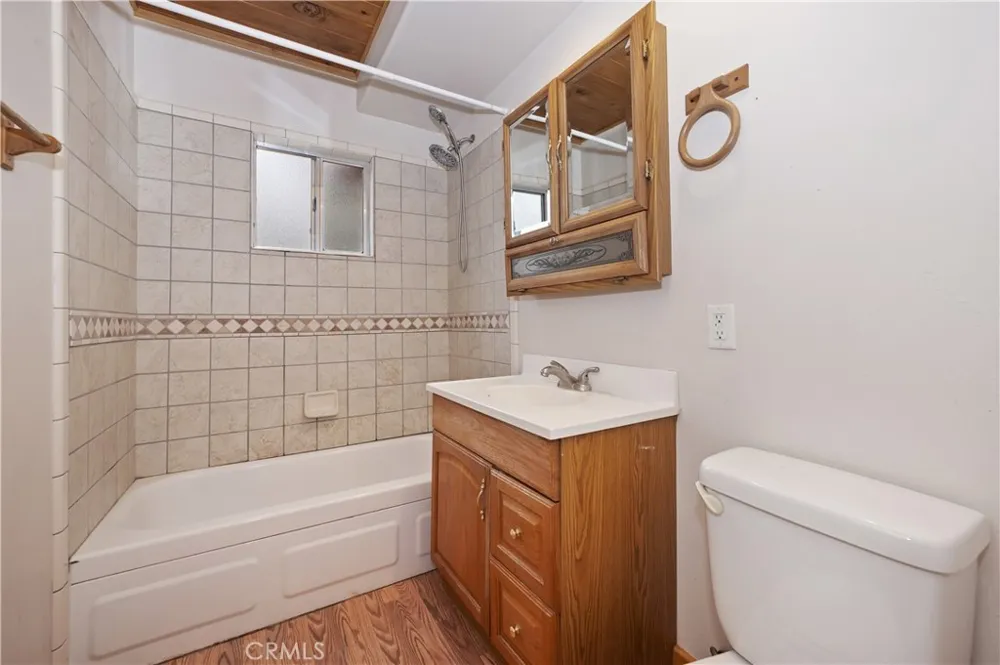 418 Sunset Lane Sugarloaf, CA 92386