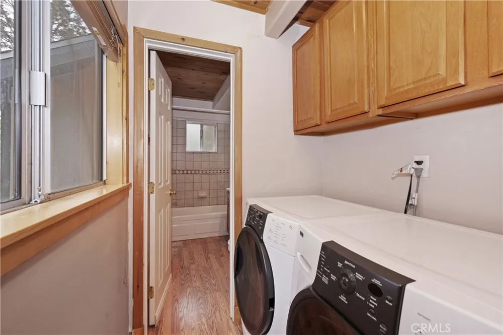 418 Sunset Lane Sugarloaf, CA 92386
