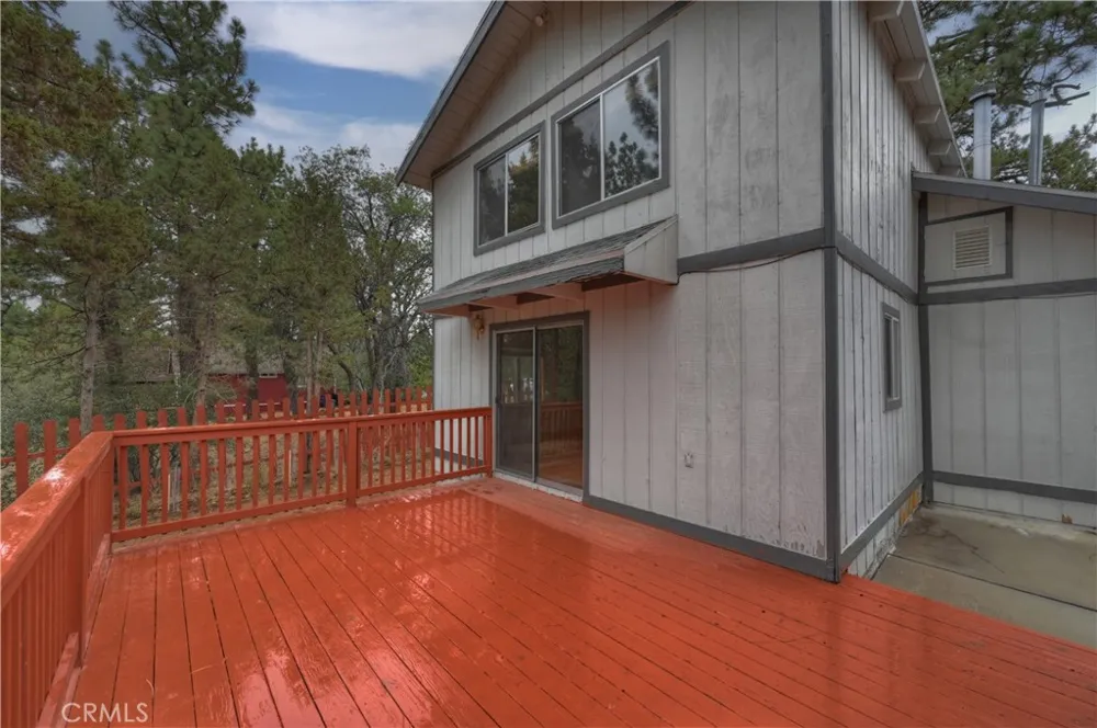 418 Sunset Lane Sugarloaf, CA 92386