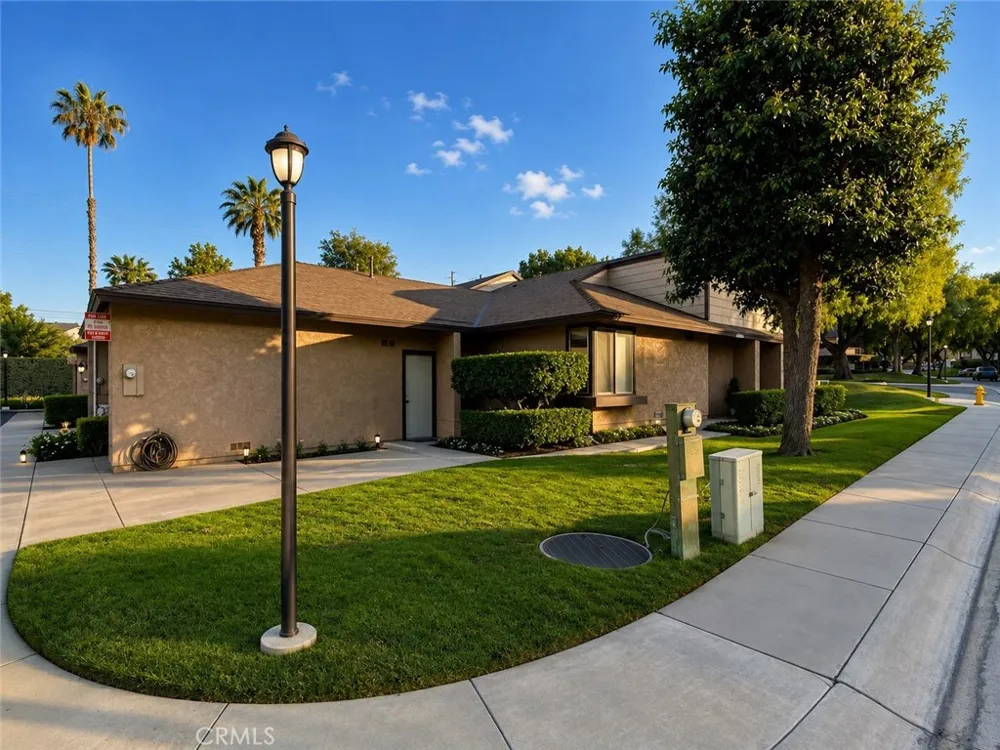 1650 Apricot #D Corona, CA 92879