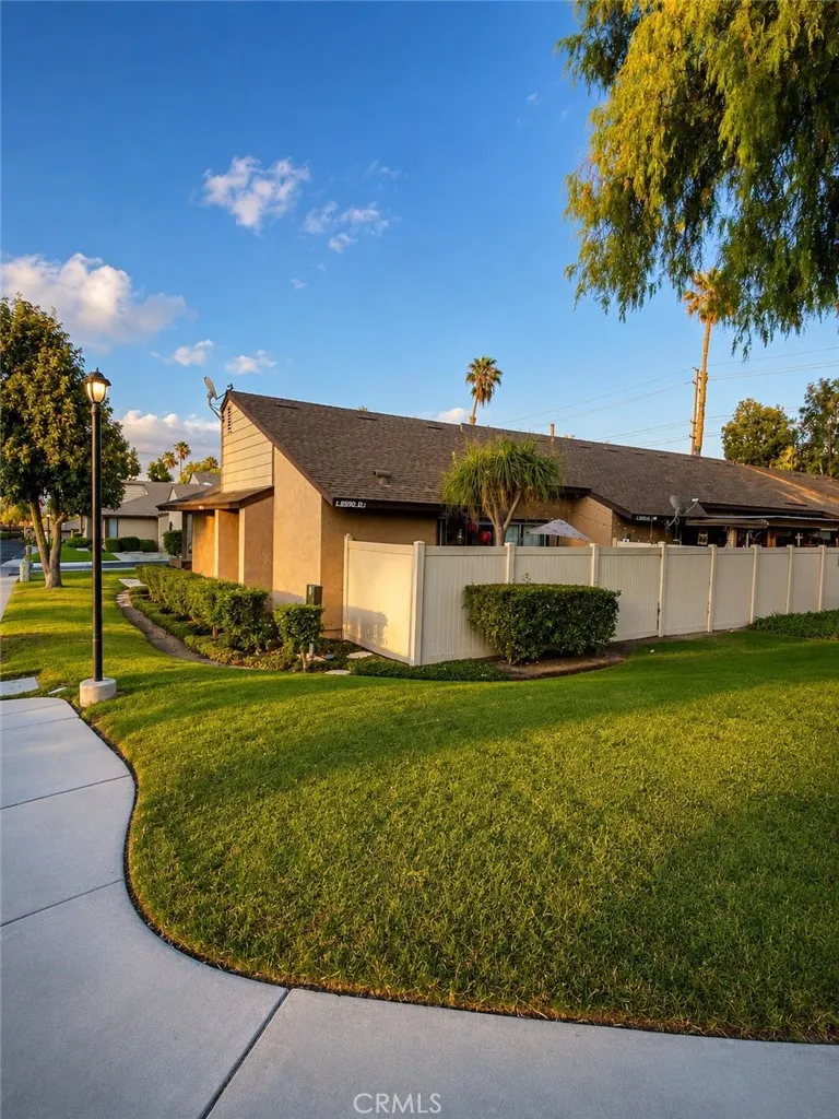 1650 Apricot #D Corona, CA 92879