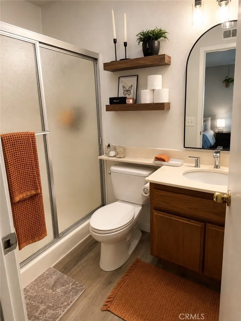1650 Apricot #D Corona, CA 92879