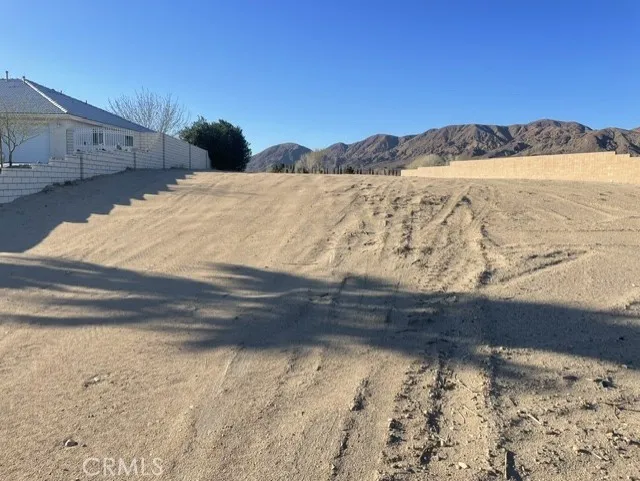 39557 Mountain View Rd. Yermo, CA 92398