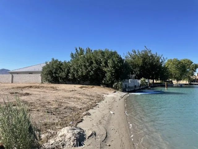 39557 Mountain View Rd. Yermo, CA 92398