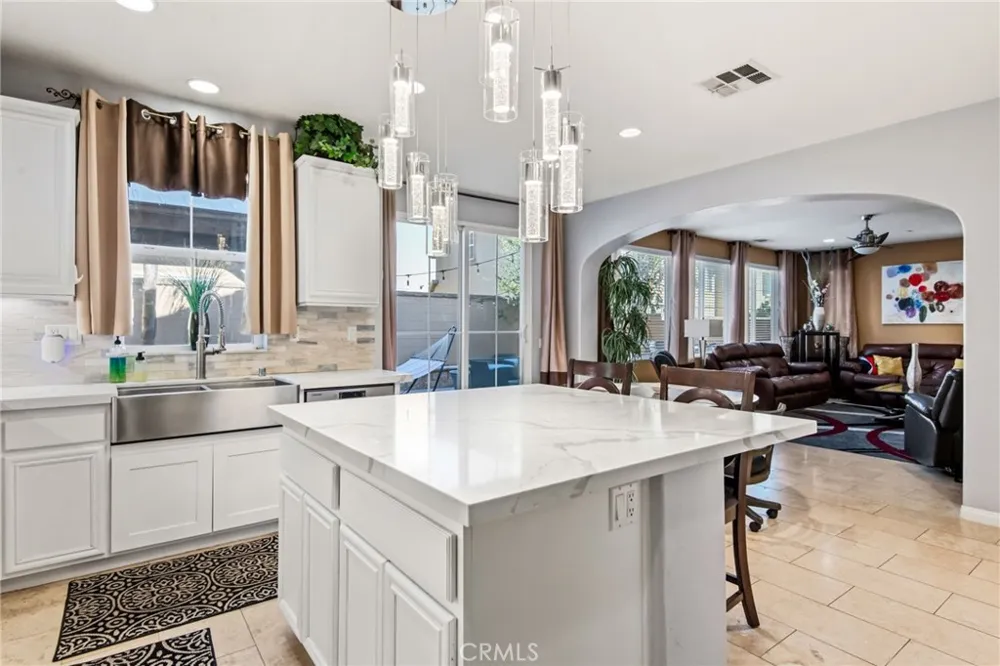 5603 Galasso Fontana, CA 92336
