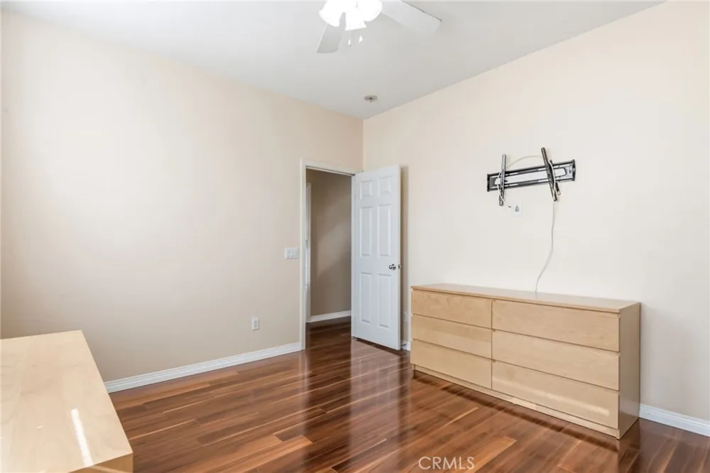 5603 Galasso Fontana, CA 92336