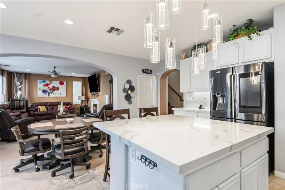 5603 Galasso Fontana, CA 92336