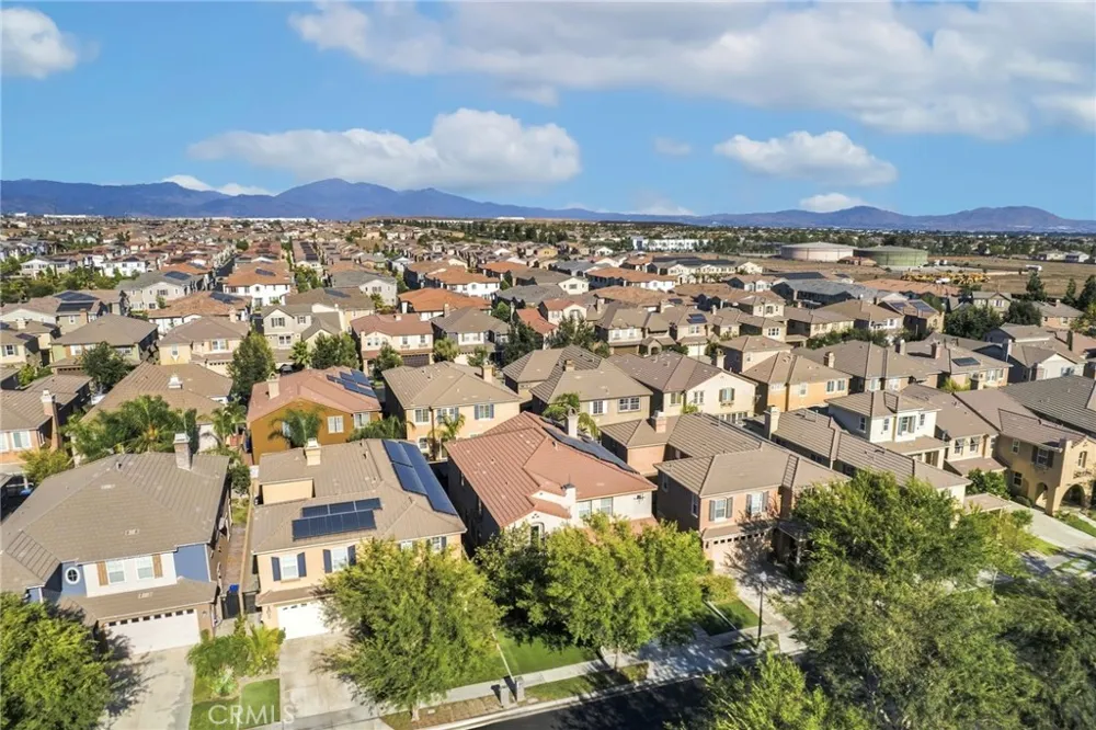 5603 Galasso Fontana, CA 92336