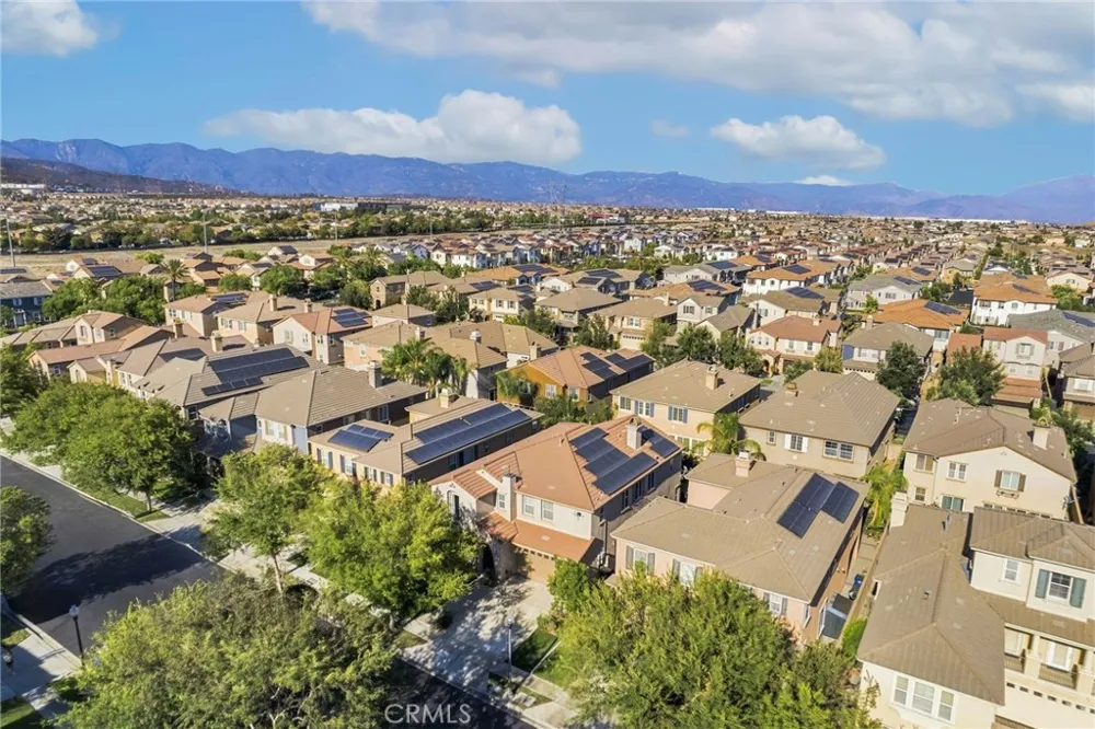 5603 Galasso Fontana, CA 92336