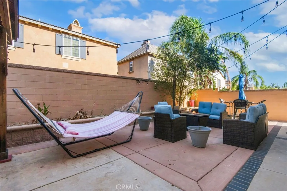 5603 Galasso Fontana, CA 92336