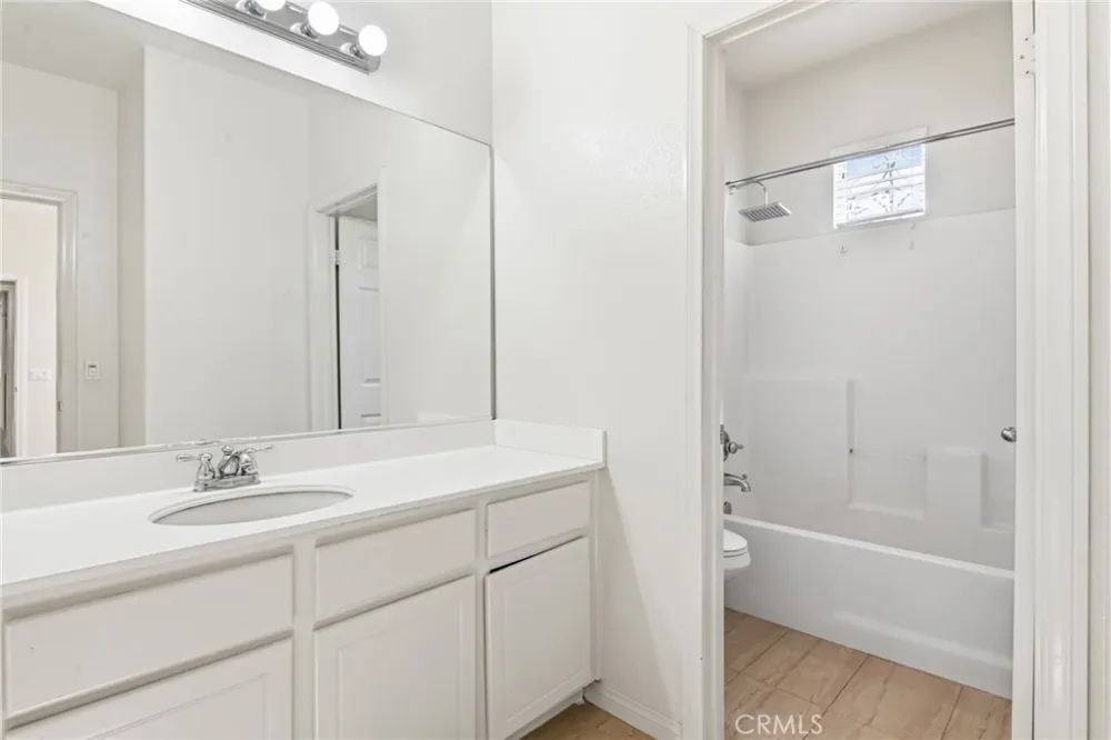 5603 Galasso Fontana, CA 92336