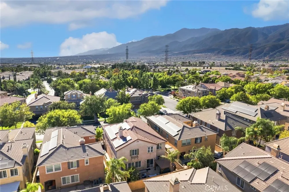 5603 Galasso Fontana, CA 92336