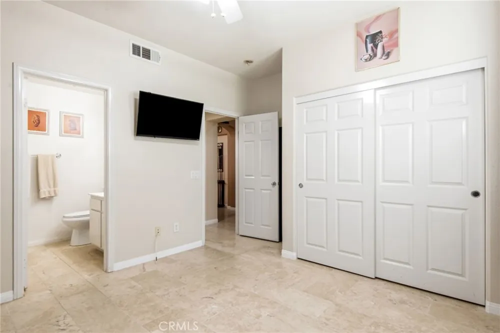 5603 Galasso Fontana, CA 92336