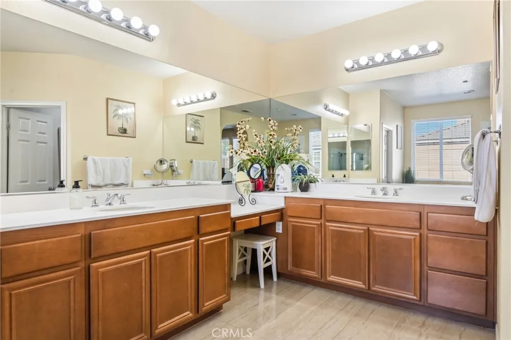5603 Galasso Fontana, CA 92336