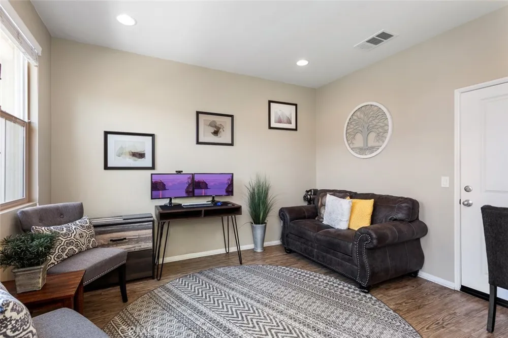 12444 Constellation Street Eastvale, CA 91752