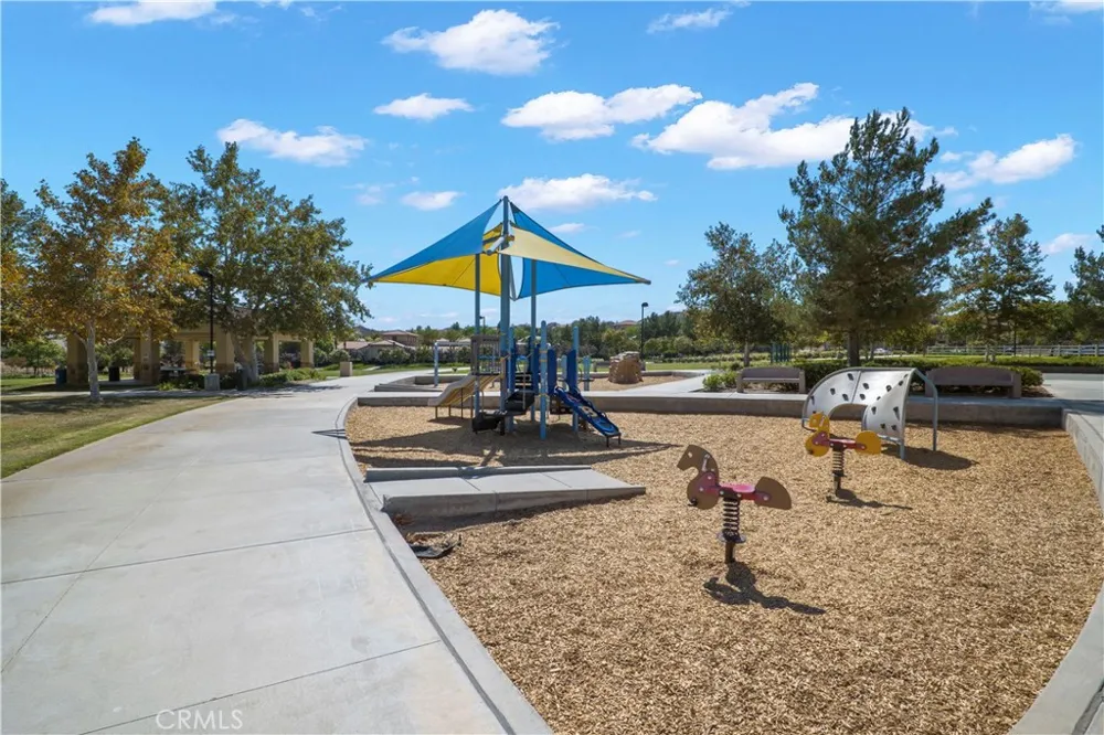 24157 Via Perla Valencia, CA 91354
