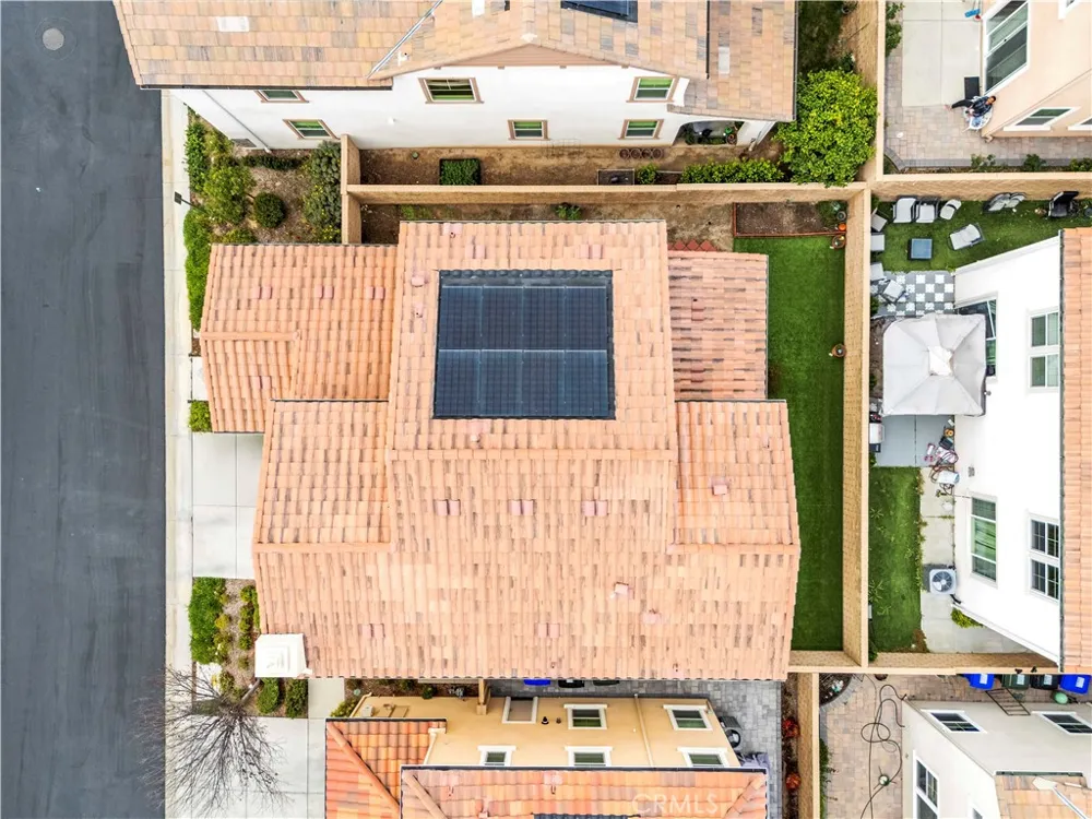 24157 Via Perla Valencia, CA 91354
