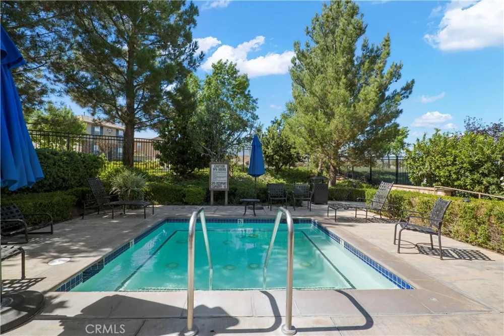 24157 Via Perla Valencia, CA 91354