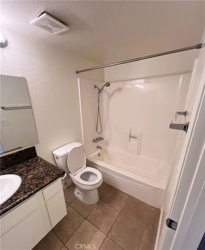 25234 Lawton Loma Linda, CA 92354