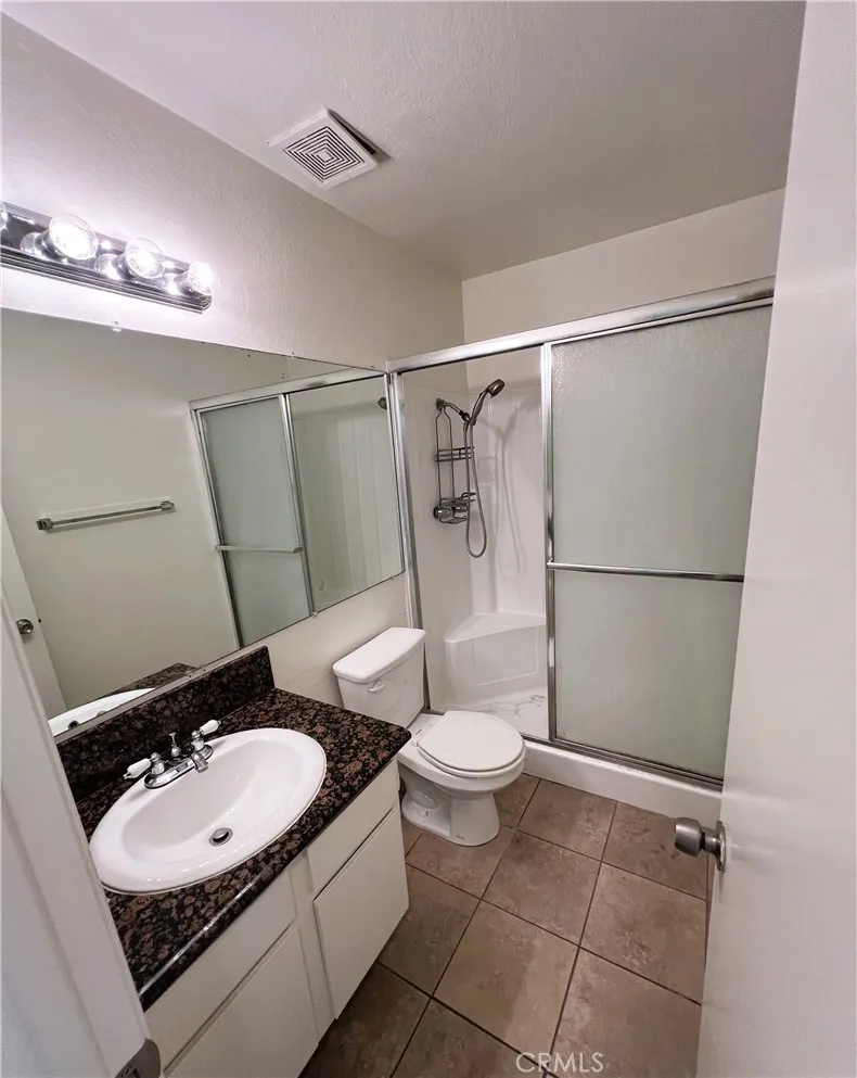 25234 Lawton Loma Linda, CA 92354