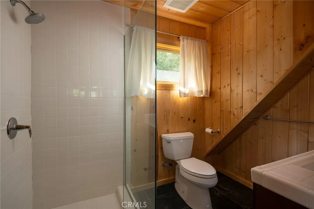 28819 North Shore Lake Arrowhead, CA 92352