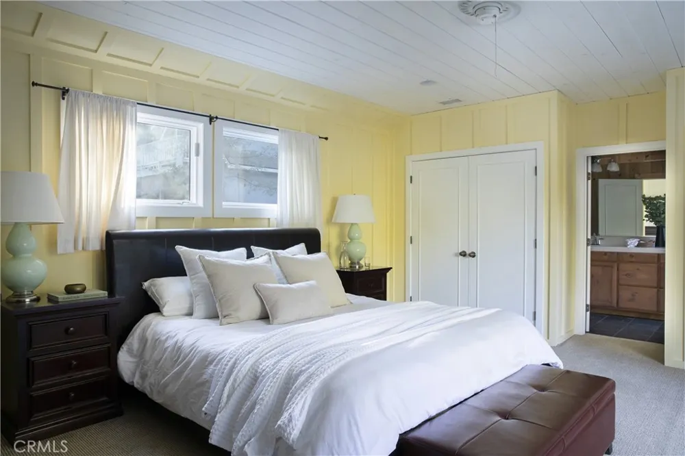 28819 North Shore Lake Arrowhead, CA 92352