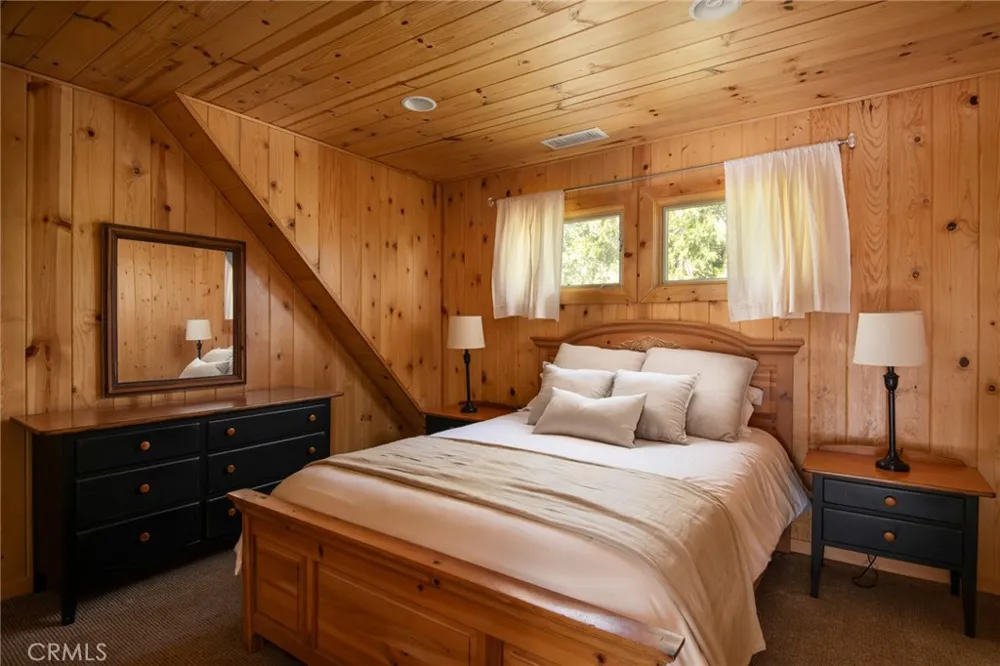 28819 North Shore Lake Arrowhead, CA 92352