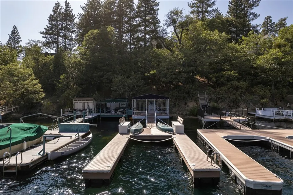 28819 North Shore Lake Arrowhead, CA 92352