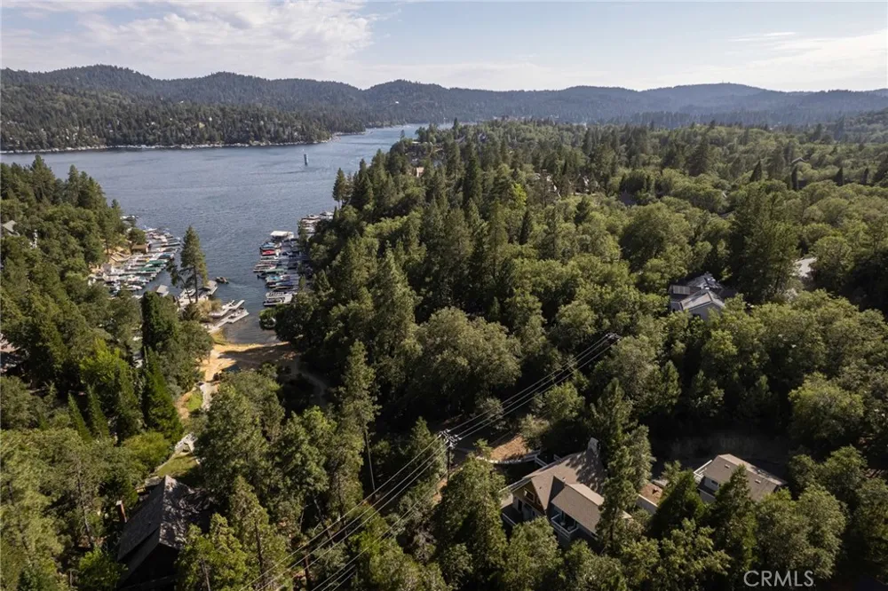 28819 North Shore Lake Arrowhead, CA 92352