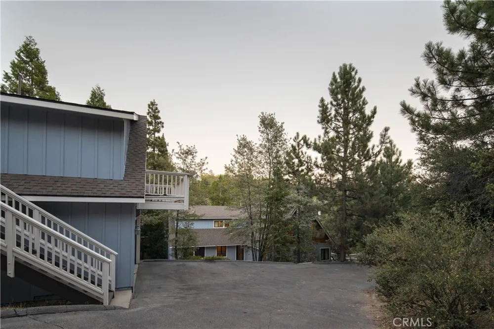 28819 North Shore Lake Arrowhead, CA 92352