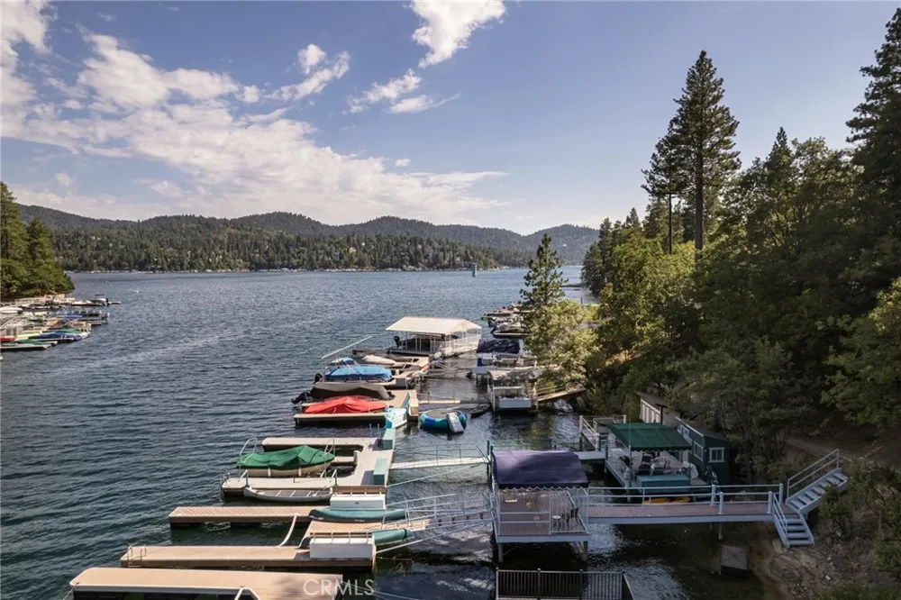 28819 North Shore Lake Arrowhead, CA 92352