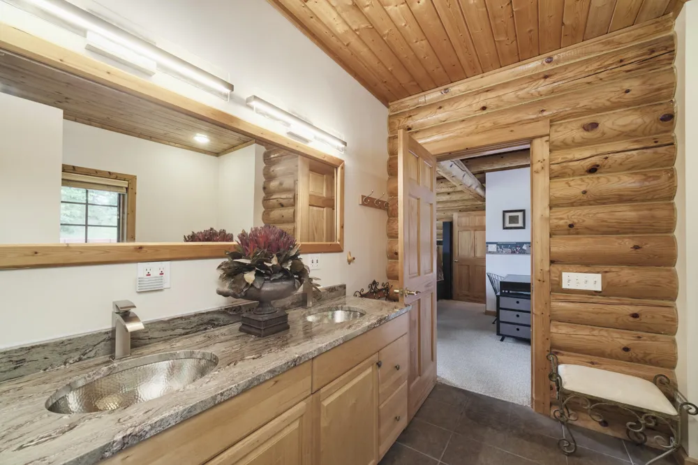 302 E Kott Road Manistee, MI 49660