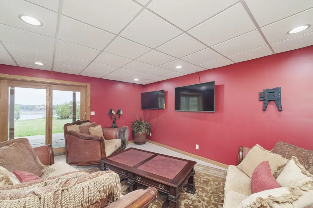 302 E Kott Road Manistee, MI 49660
