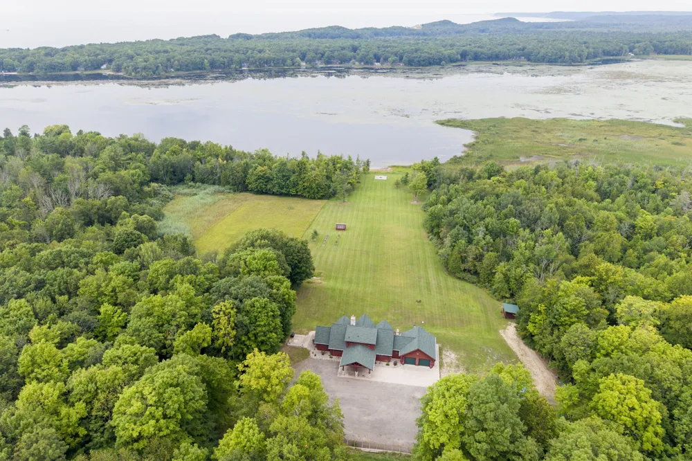 302 E Kott Road Manistee, MI 49660