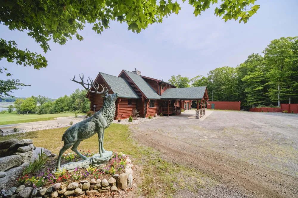 302 E Kott Road Manistee, MI 49660