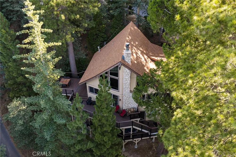 26621 Thunderbird Lake Arrowhead, CA 92352
