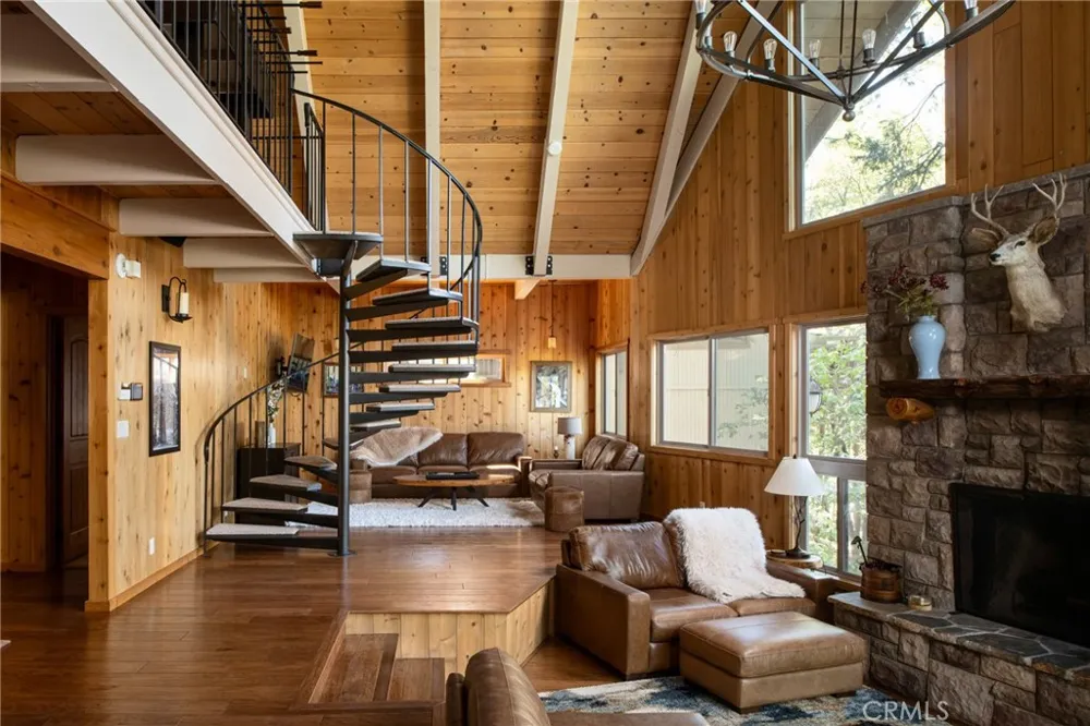 26621 Thunderbird Lake Arrowhead, CA 92352
