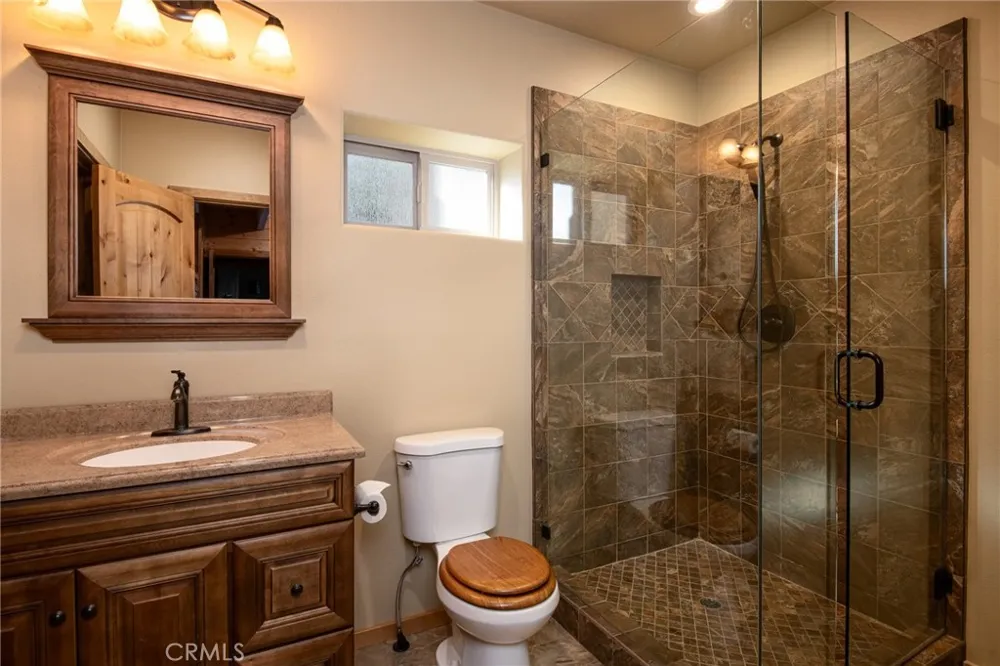 26621 Thunderbird Lake Arrowhead, CA 92352