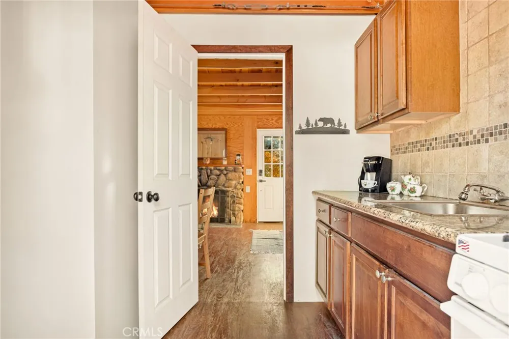 2478 Elko Arrowbear, CA 92382