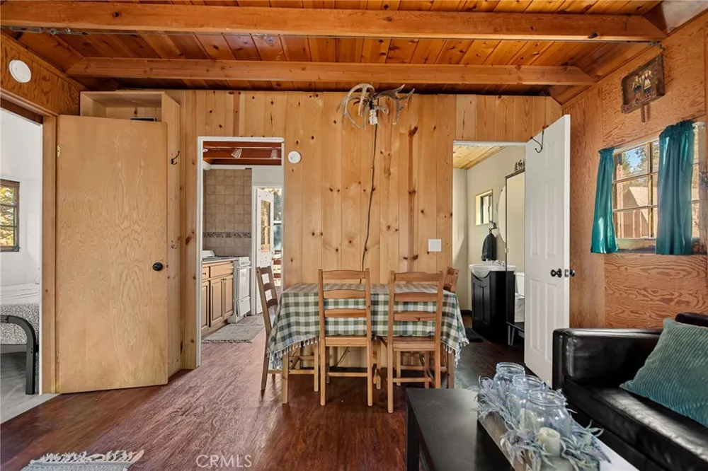 2478 Elko Arrowbear, CA 92382