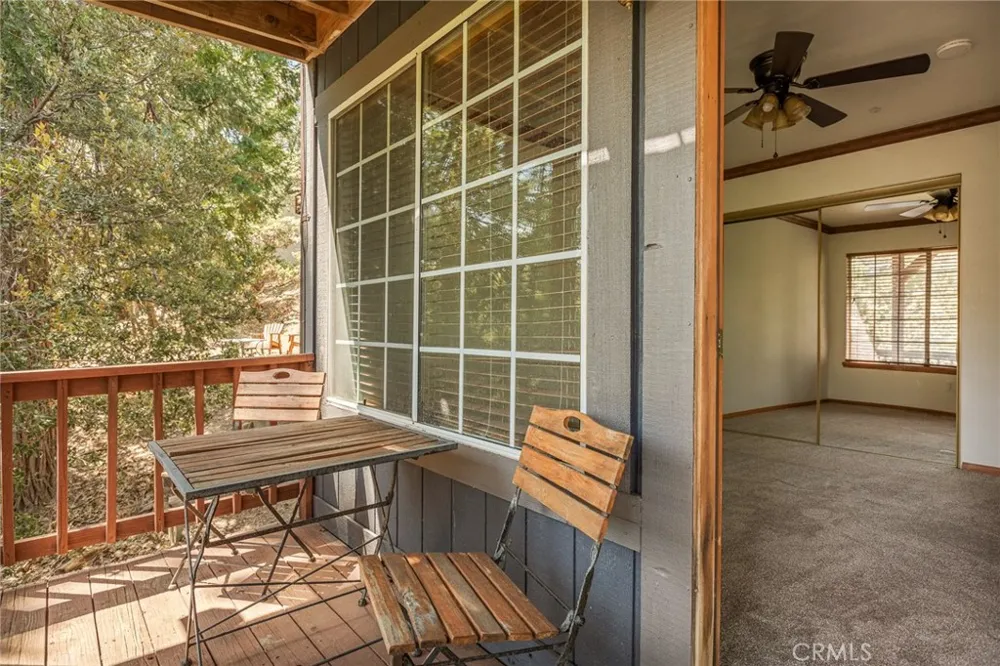 1208 Aleutian Lake Arrowhead, CA 92352